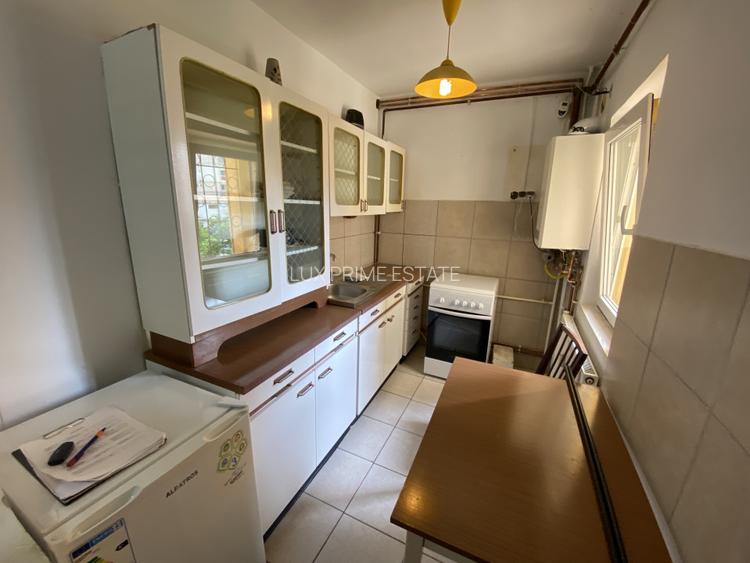 Apartament cu o camera decomandat Calea Lipovei - 3