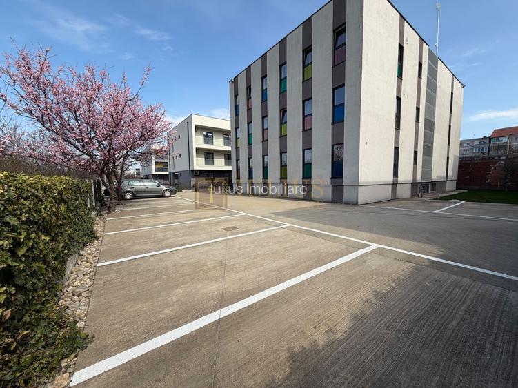 Încălzire în pardoseală, baia are fereastra. Loc parcare privat - 18