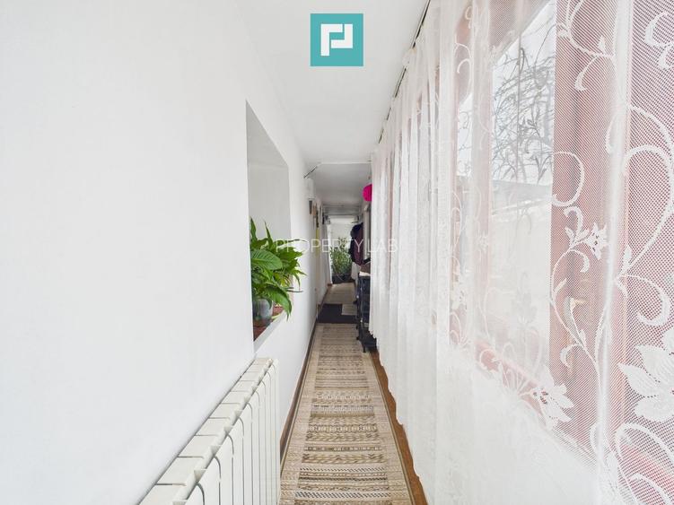 Două case pe un teren generos în Ghiroda - 25