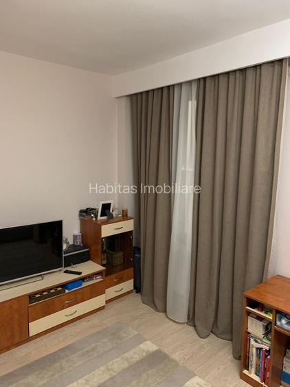 Apartament cu 1 camera etaj 1 din 3,  boxa si parcare, Gruia - 6