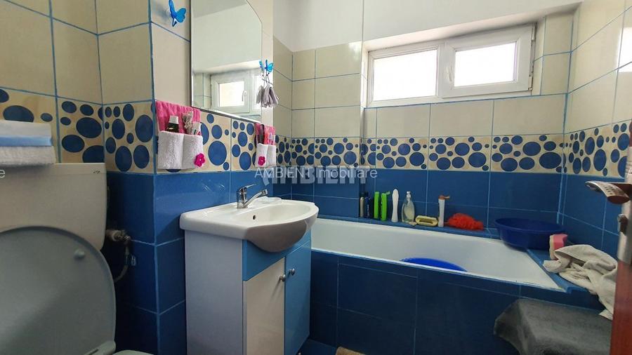 Apartament 3 camere, etaj 7, decomandat, zona TRAIAN - BCR; - 5