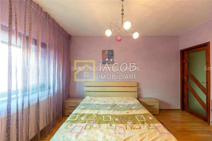 Vila Duplex cu 10 camere, cartier Serbanesti, Bacau - 37