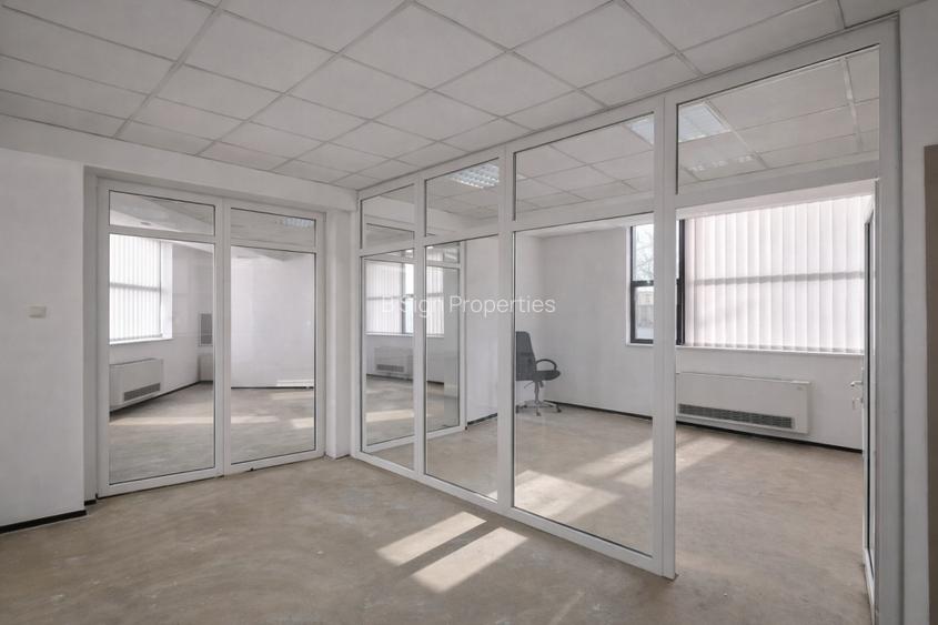 Birouri 200 - 330 mp | Expozitiei - Piata Presei Libere | Comision 0% - 8