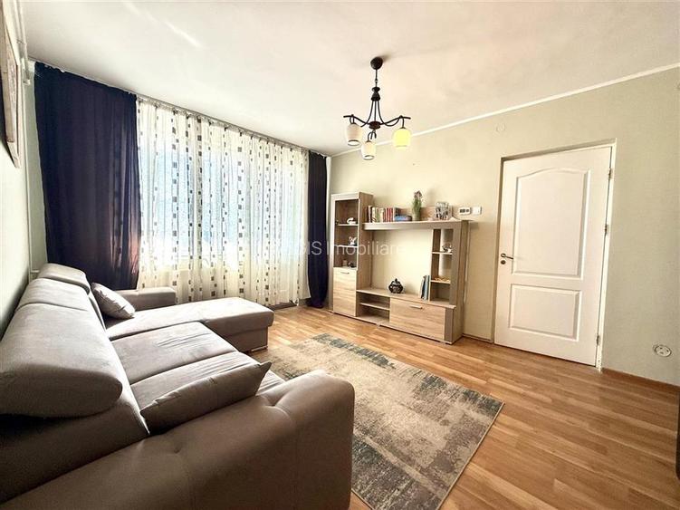 Apartament 2 Camere, Vedere Munti, Calea Bucuresti - 2