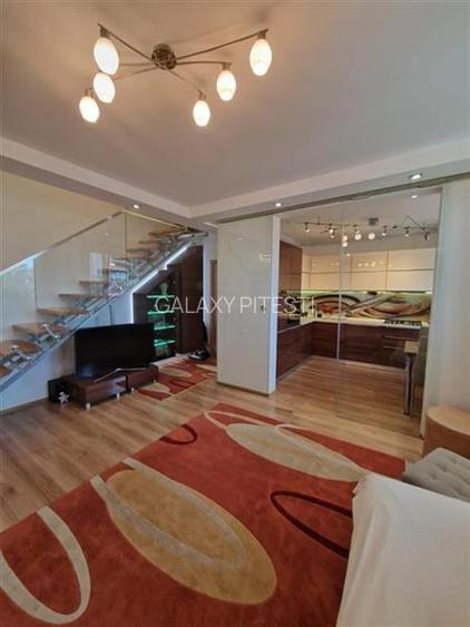 Apartament de Lux cu 3 Camere și Scara Interioară – De Vânzare Teilor - 2