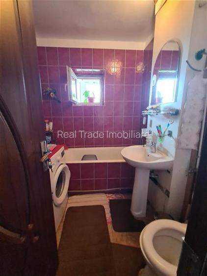 Apartament 2 camere decomandat, 2 balcoane,  etajul 2 Racadau Parcul Trandafiril - 8