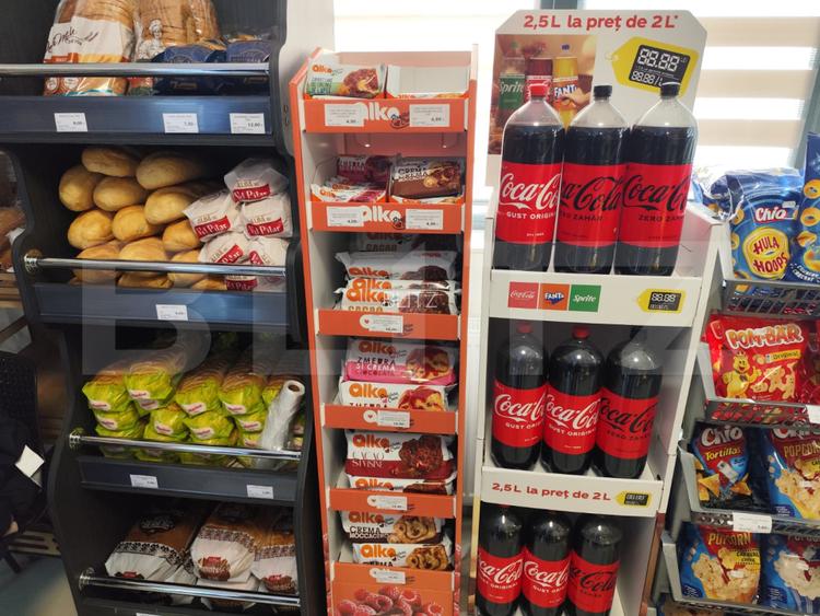 Cladire mixta, magazin, bar, spatiu birouri, Letcani - 17