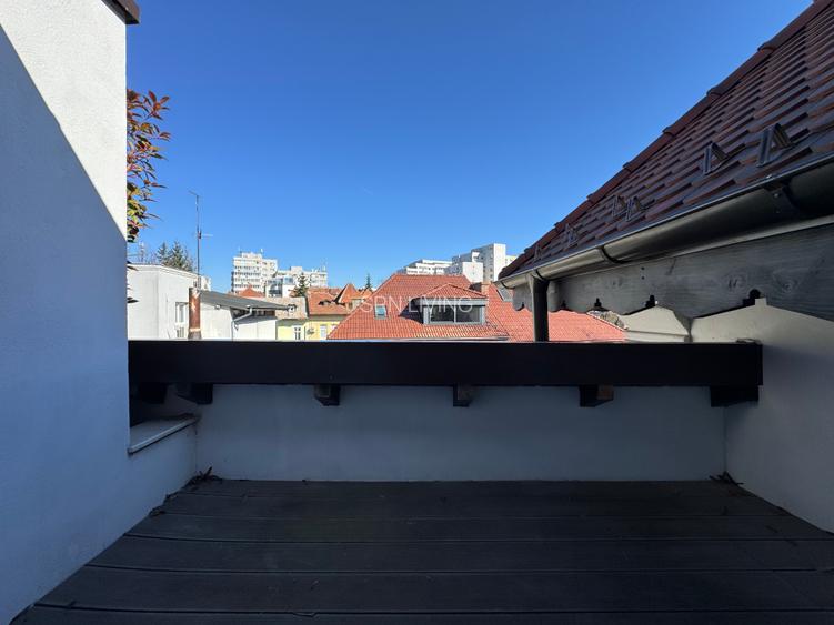 De inchiriat vilă interbelică restaurată - 354 mp utili - D+ P + 1+M  - Capitale - 25