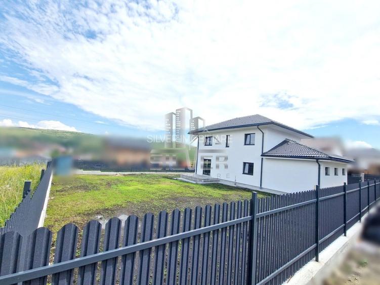 Casa individuala cu teren de 693 mp/CF. - 3