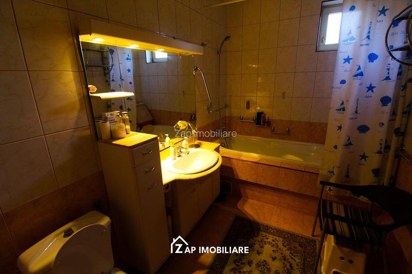 Unirii - Casa Zona Romcab -  400mp - 1259 mp teren - Garaj dublu - piscina - 17