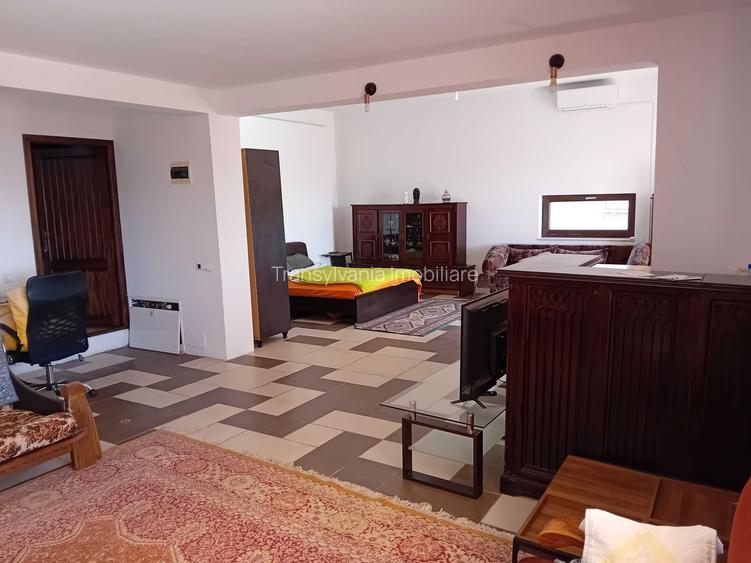 Apartament la parterul unei vile | 70 mp | 2 parcari | Iris - 3