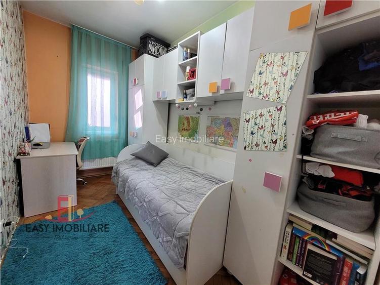 Apartament 4 camere , Piata Matei Corvin , 95mp , Semi-Central - 2