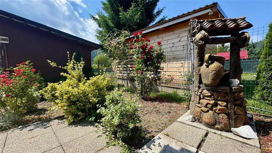 Refugiu pretios:jacuzzi, lemn masiv,2.000 mp teren,4 dormitoare, cuptor, investi - 8