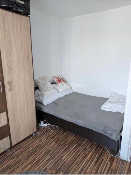 52500euro -Garsoniera langa metrou Gorjului-bloc mix - 6