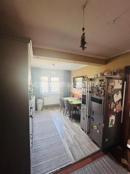 APARTAMENT 4 CAMERE NUFARUL ETAJ 3 - 2