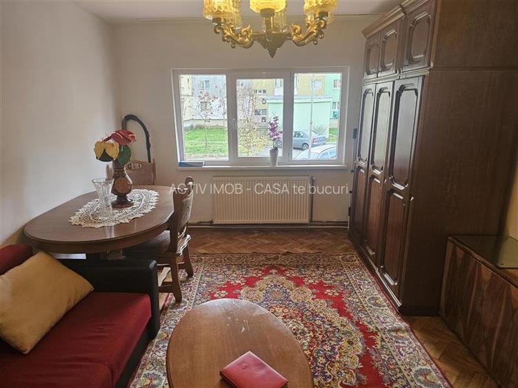 Resita, 3 Cam. Dec., Mobila+Utilat, Parter Inalt, Micro 4 - 24