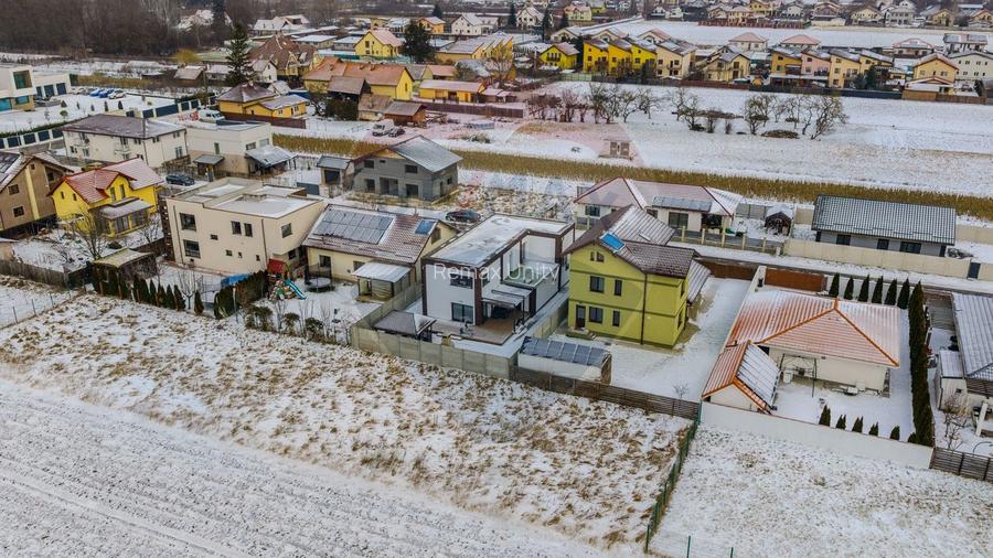 Casă premium în Stupini – finisaje de lux, complet mobilată - 33