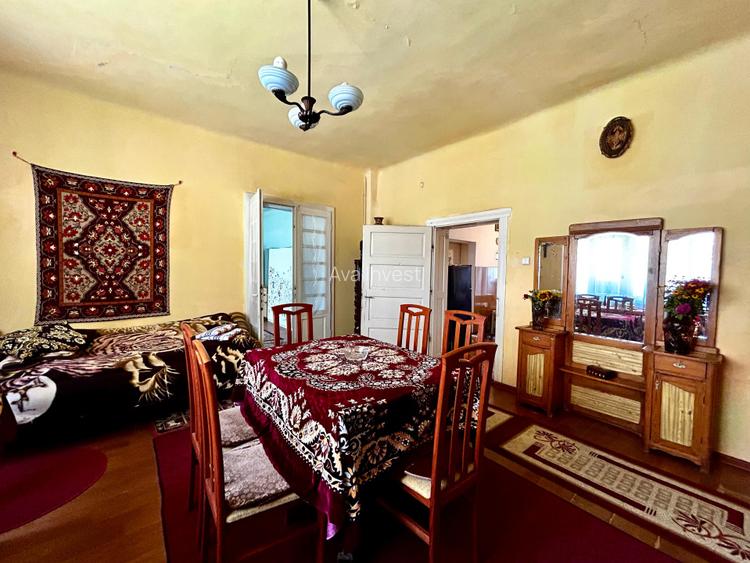 Casa 4 camere, tavan inalt, centru istoric Turda – oportunitate investitie - 5