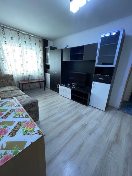 Se inchiriaza apartament cu 2 camere zona Cug langa piata - 7