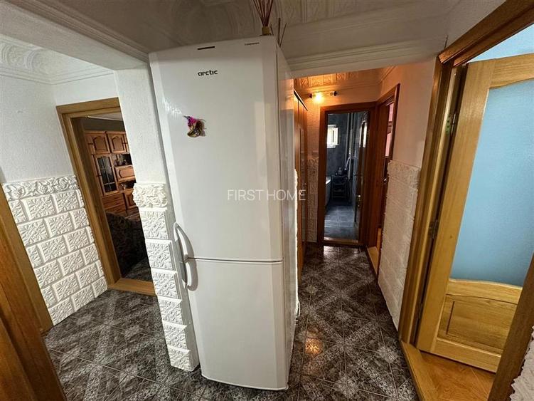 Apartament cu 3 camere de vanzare, str Petre Liciu, 73 mp ,etaj P/3 - 9