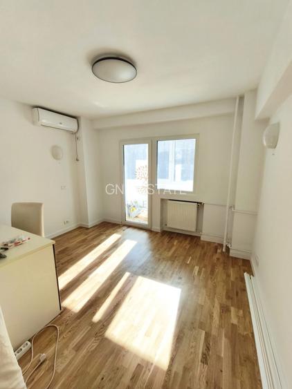 4 Camere + Boxa An Constructie 1983 Zona Universitate - P-ta. Romana - 6