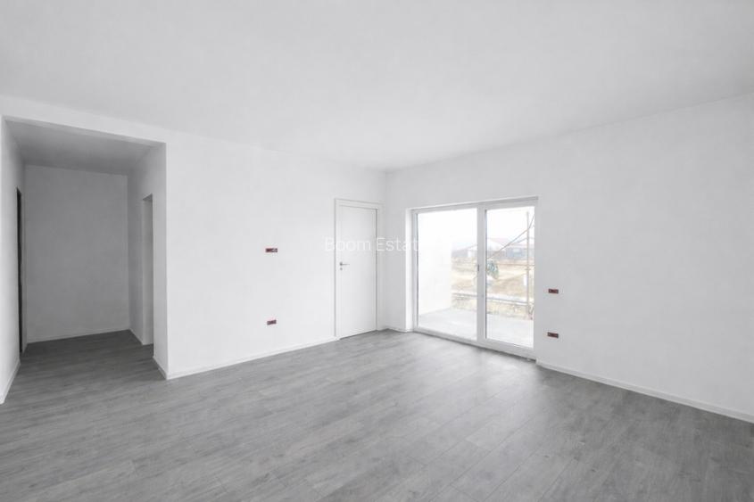 Proprietar, Etaj 1, Terasa Generoasa - 2