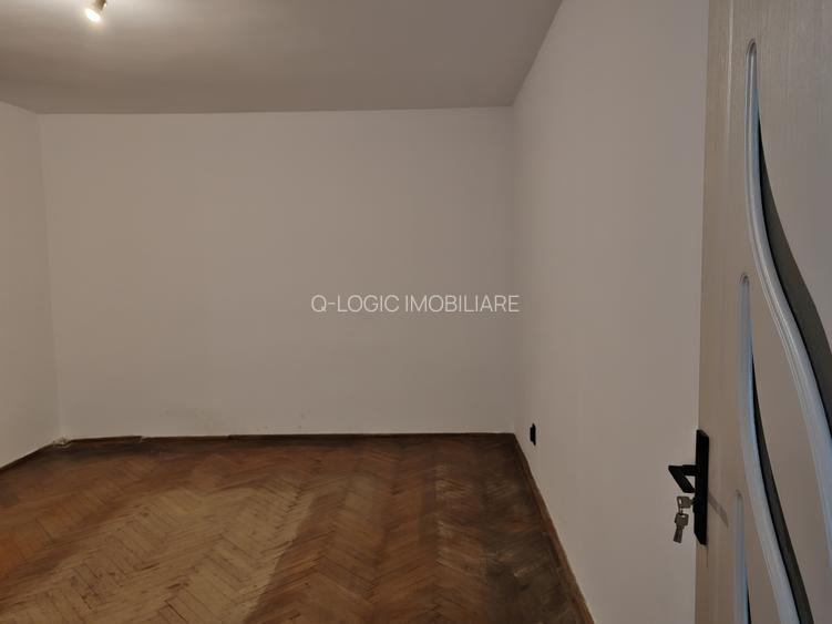 Apartament 2 camere liber la vanzare, in bloc vila zona Central - 2