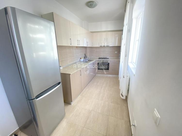 3 camere- Semidecomandat-Parcul Sebastian - 9