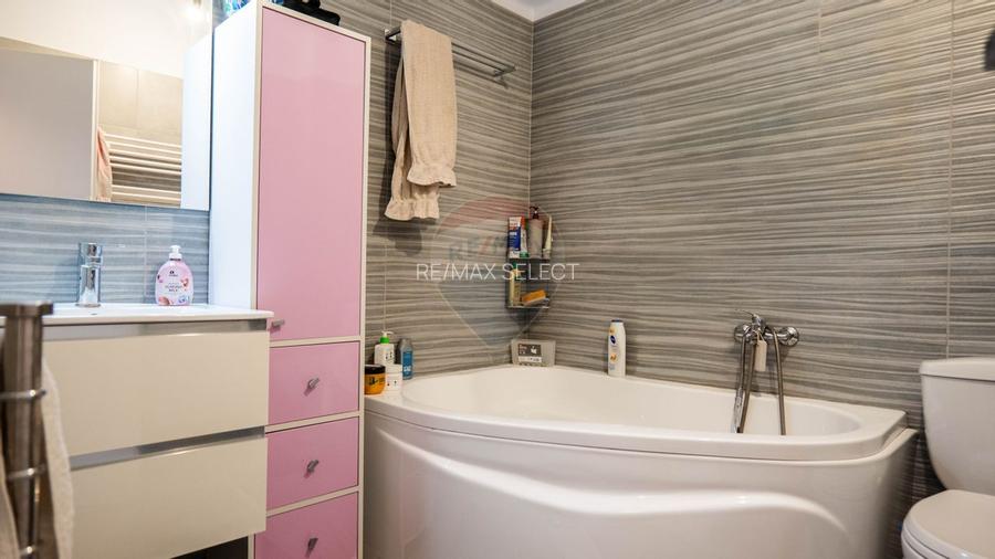 Vanzare apartament 3 camere, decomandat spatios si luminos, Dobroesti - 14