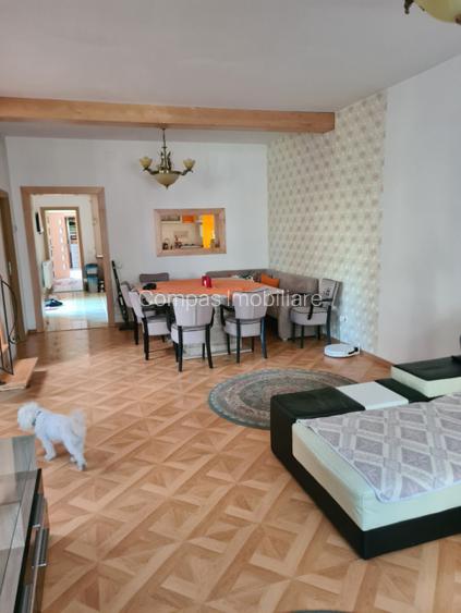 Casa deosebită in zona centrala - 6