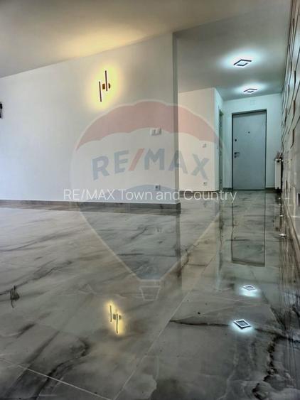 Apartament cu 4 camere de vânzare,  str. 1 Decembrie 1918 - 3