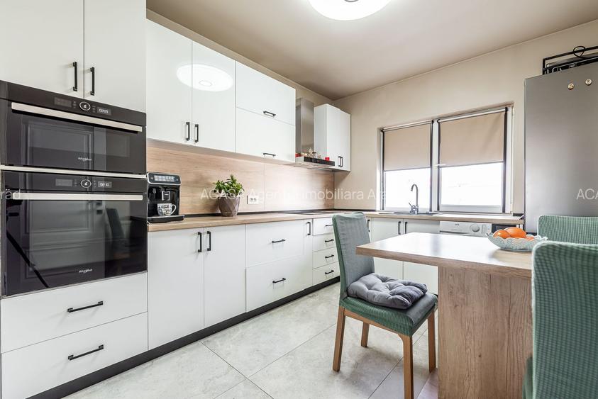 Doua case de vanzare la pret de una in Vladimirescu cartierul Florilor - 2