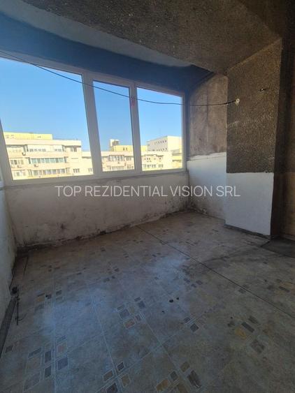 2 CAM DECOMANDAT_MEGA MALL_ROND DELFINULUI! - 3