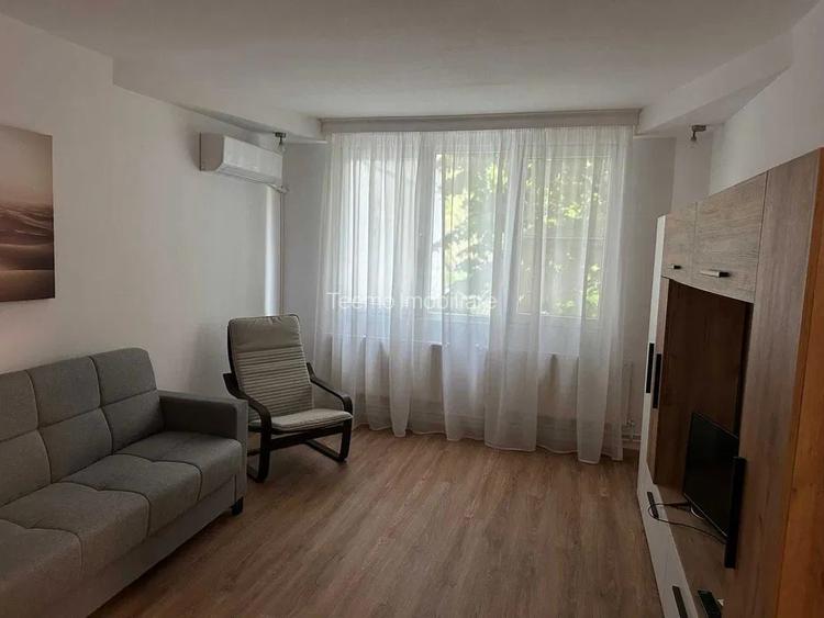 Apartament 3 camere, decomandat, 70 mp, centrala, ac, parcare, Brancoveanu - 2