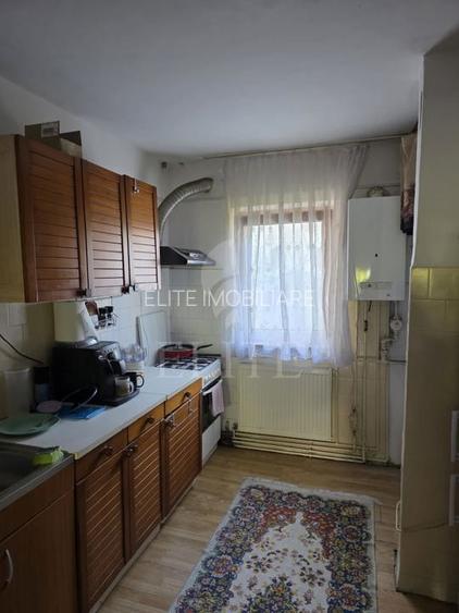 Apartament 3 camere în zona MOGOSOAIA - 4