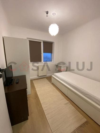 Apartament cu 4 camere, zona McDonald's / Minerva !