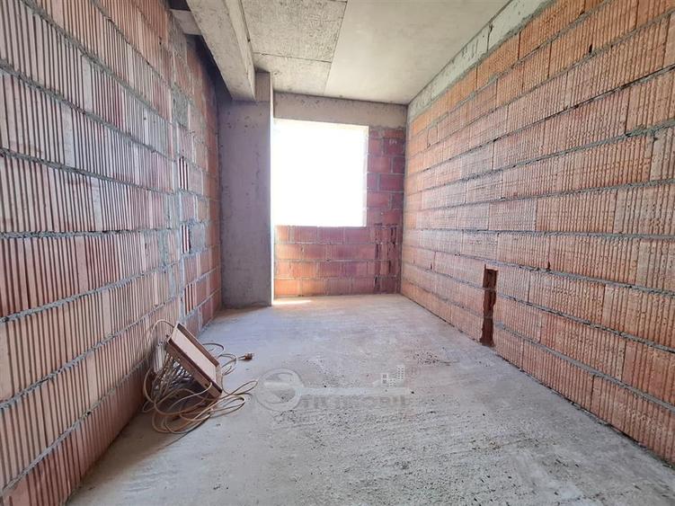 Apartament 3 camere Cug Valea Adanca, bloc nou, cartier rezidential