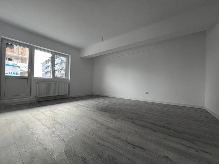 APARTAMENT 2 CAMERE DE VANZARE
