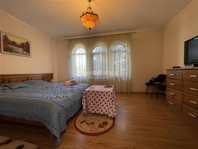 Casa P+M de vanzare in Nufaru - 10