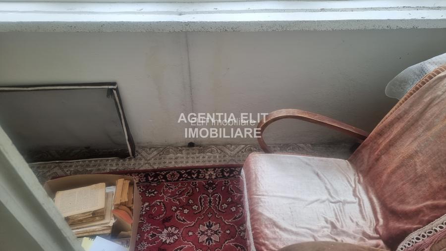 Garsoniera, zona Capat 1, etaj 1 - 3