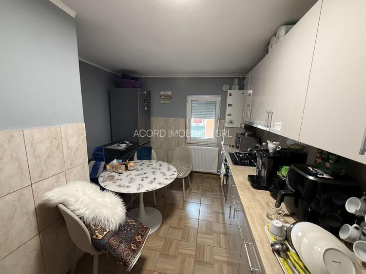 Apartament 2 camere zona KM 5 - 5