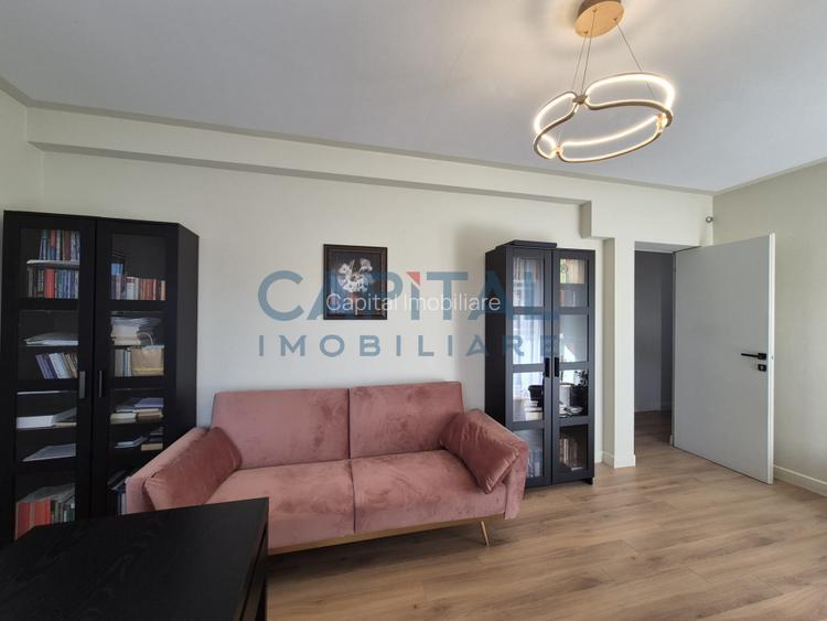  Casa superba la cheie, strada privata, central Dezmir.  - 24