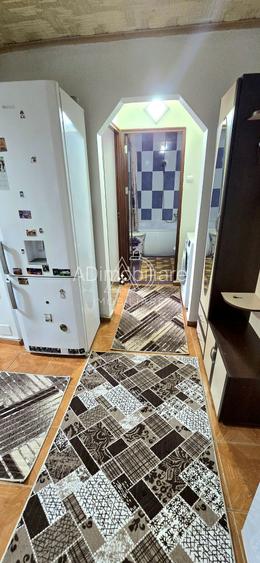 De vânzare, apartament 2 camere- Rovinari,strada Muncii - 7