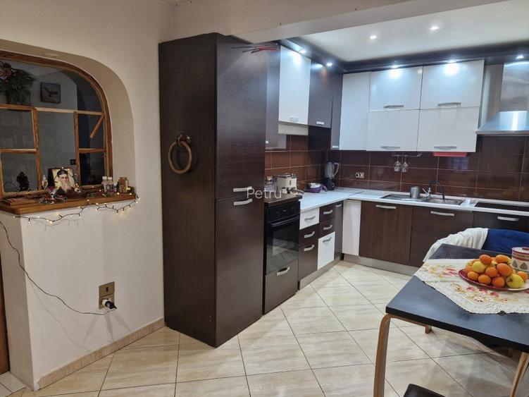  Casă solidă cu potențial uriaș – Zona Laminorului - 13