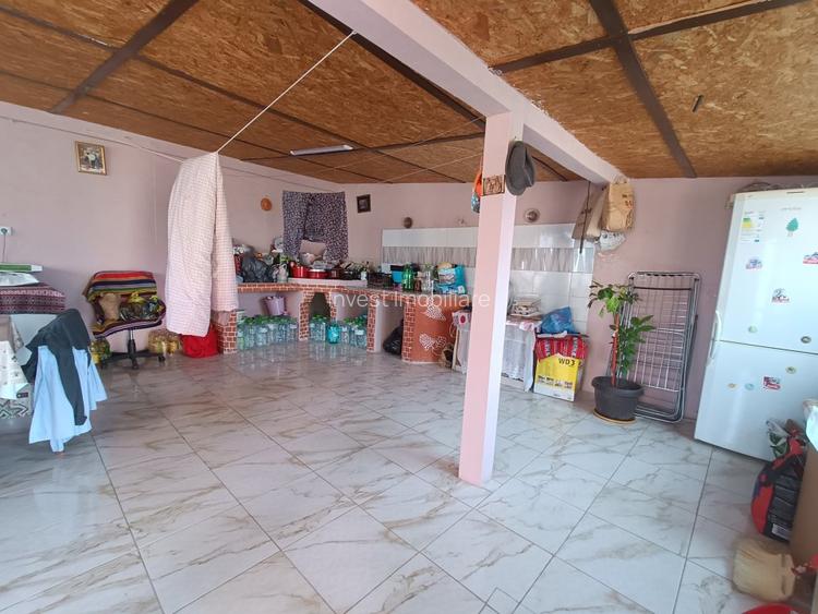 CASA INDIVIDUALA , ZONA TOMESTI, 5 CAMERE - 13