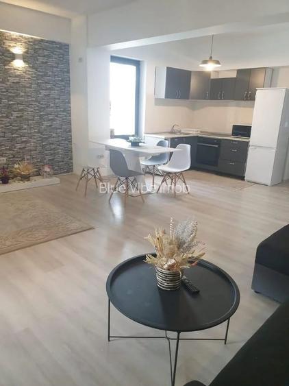 Luxury Villa Apartment in Central Constanța: 3 Rooms, 2 Baths, Parking - 2
