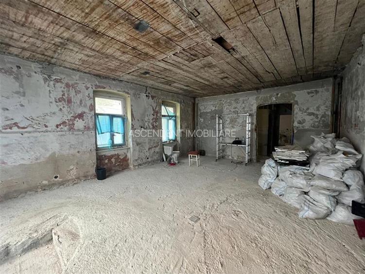 Casa zona centrala,oportunitate personalizare - 5