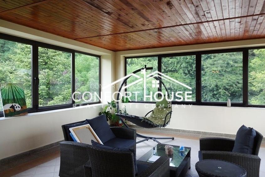 VILA DE LUX, teren 1500mp, piscina, padure, IANCU NICOLAE - 26