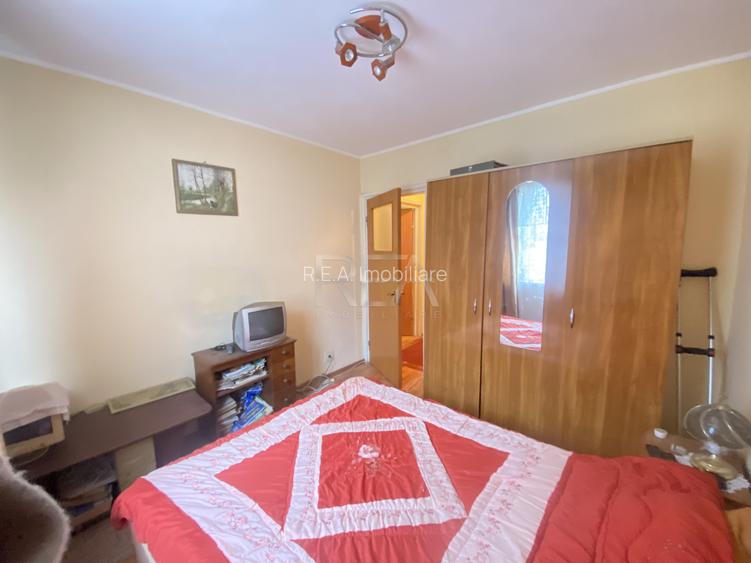 3 Camere- Etaj 2/4- Bloc anvelopat- Bulevardul  Constantin Brancoveanu - 5