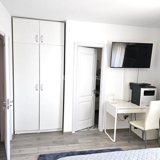 Vanzare Vila plus 100 mp Teren - 9